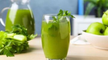 كنز صحي للنساء.. فوائد البقدونس والكرفس ومدة الشرب كنز صحي للنساء.. فوائد البقدونس والكرفس ومدة الشرب