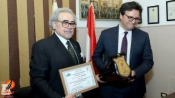 وزير الثقافة يوقع بروتوكول تعاون مع نقيب كتاب مصر وزير الثقافة يوقع بروتوكول تعاون مع نقيب كتاب مصر