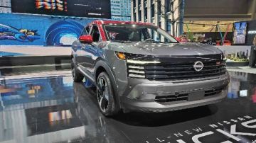 أرخص كروس أوفر .. ماذا تقدم نيسان كيكس 2025 وكم سعرها في السعودية؟