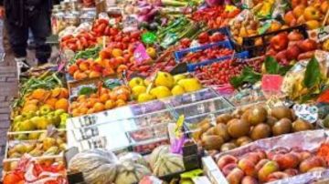 تبدأ منتصف يونيو.. شعبة الخضر والفاكهة يكشف موعد هبوط أسعار فاكهة الصيف والخضر