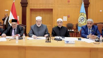 مجلس جامعة الأزهر يهنئ الشعب المصري بذكرى تحرير سيناء وعيد العمال