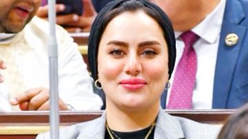 النائبة رحاب موسى: اقتصادية قناة السويس تمثل بيئة استثمارية واعدة النائبة رحاب موسى: اقتصادية قناة السويس تمثل بيئة استثمارية واعدة