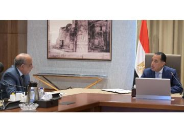 حلم الكهرباء الموحدة .. مطلب عاجل بربط حلايب وشلاتين بالشبكة القومية للكهرباء حلم الكهرباء الموحدة .. مطلب عاجل بربط حلايب وشلاتين بالشبكة القومية للكهرباء