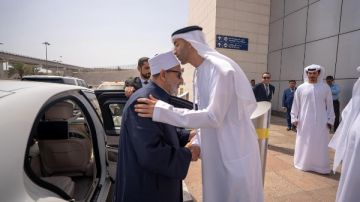 شيخ الأزهر يغادر مطار دبي متوجها للقاهرة عقب انتهاء قمة الإعلام العربي