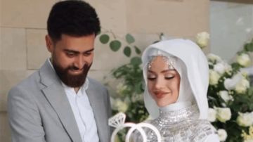 عملوا برومو قبل الفرح .. تفاصيل مثيرة في عقد قران عبير الصغير شاهد عملوا برومو قبل الفرح .. تفاصيل مثيرة في عقد قران عبير الصغير شاهد