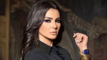 بالكاجوال.. إطلالة لافتة لـ دينا فؤاد في أحدث ظهور لها بالكاجوال.. إطلالة لافتة لـ دينا فؤاد في أحدث ظهور لها