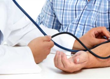 صيام العشر الأوائل من ذي الحجة.. نصائح ضرورية لمرضى الضغط المنخفض في الحر صيام العشر الأوائل من ذي الحجة.. نصائح ضرورية لمرضى الضغط المنخفض في الحر