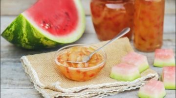 كنز مهدر.. اكتشفي طريقة عمل مربى قشر البطيخ اقتصادية بطعم خيالي