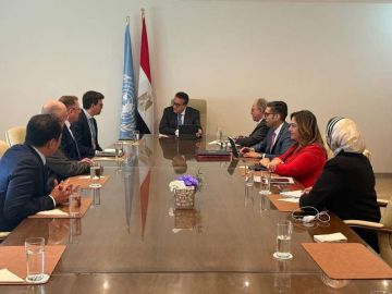 وزير الصحة يلتقي مدير شركة GE للرعاية الصحية لتعزيز التعاون في التصنيع المحلي ونقل التكنولوجيا وزير الصحة يلتقي مدير شركة GE للرعاية الصحية لتعزيز التعاون في التصنيع المحلي ونقل التكنولوجيا