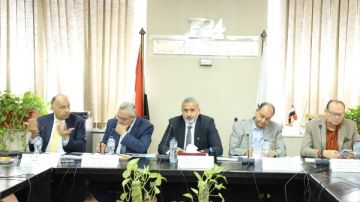 رجال الأعمال و بحوث الإسكان تبحثان آليات التعاون لتوطين صناعة مواد البناء رجال الأعمال و بحوث الإسكان تبحثان آليات التعاون لتوطين صناعة مواد البناء