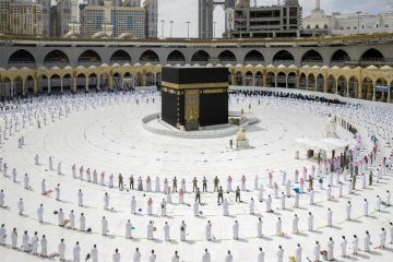 طواف القدوم في الحج.. كيفيته وحكمه ووقته وضوابطه و3 أشخاص يسقط عنهم