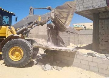 إزالة 4 مبان مخالفة في حملات بـ العريش في شمال سيناء إزالة 4 مبان مخالفة في حملات بـ العريش في شمال سيناء