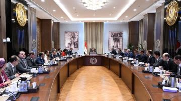 التأشيرة الإلكترونية.. تطبيق أحدث نظم إنهاء إجراءات وصول السائحين للمطارات التأشيرة الإلكترونية.. تطبيق أحدث نظم إنهاء إجراءات وصول السائحين للمطارات