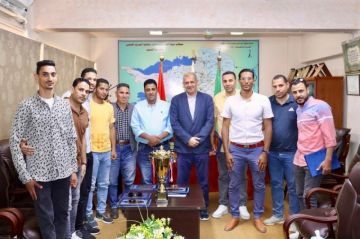 رئيس مياه الفيوم يكرم فريق كرة القدم بعد فوزه ببطولة المصالح الحكومية للعام الثاني
