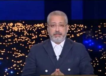 تامر أمين بعد انخفاض عددها بشكل كبير: الحمير راحت فين؟ (فيديو)