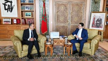 من الرئيس السيسي إلى ملك المغرب .. وزير الخارجية والهجرة يسلم لنظيره المغربي رسالة خطية