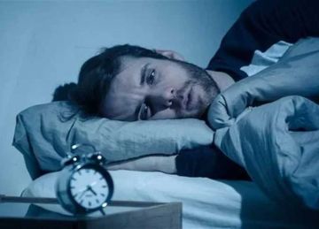 نومك الجيد اليوم يحميك غدا.. 3 ليالي نوم متقطع خطر مباشر على صحة قلبك (دراسة)