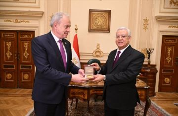 المستشار الدكتور حنفي جبالي يلتقي رئيس الجمعية الوطنية في بيلاروسيا المستشار الدكتور حنفي جبالي يلتقي رئيس الجمعية الوطنية في بيلاروسيا