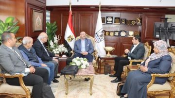محافظ بني سويف يبحث اعداد دراسة الجدوى للمنطقة المتكاملة للتصنيع الزراعي