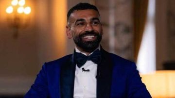 محمد صلاح يتحدث مع سيف زاهر عن خلافات كلوب وعروض السعودية وموعد اعتزاله محمد صلاح يتحدث مع سيف زاهر عن خلافات كلوب وعروض السعودية وموعد اعتزاله