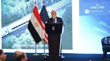 كامل الوزير: 28 صناعة واعدة تتمتع بالأولوية ضمن الاستراتيجية الوطنية كامل الوزير: 28 صناعة واعدة تتمتع بالأولوية ضمن الاستراتيجية الوطنية