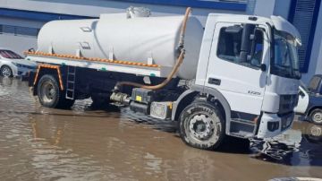 سوء الأحوال الجوية.. طوارئ في كفر الشيخ لكسح مياه الأمطار ببلطيم صور