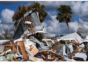 هل الكوارث الطبيعية عقاب من الله؟ أمين الفتوى يجيب هل الكوارث الطبيعية عقاب من الله؟ أمين الفتوى يجيب