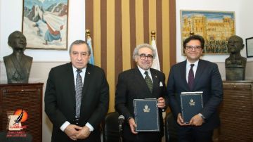 وزير الثقافة يوقع بروتوكول تعاون مع النقابة العامة لاتحاد كتاب مصر لدعم الحراك الثقافي واكتشاف المواهب