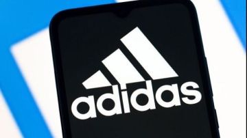 اختراق أديداس.. هاكرز يسرقون بيانات العملاء في هجوم إلكتروني