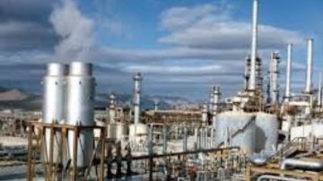 الغرف التجارية: 13 ألف مصنع متعثر بسبب سوء الإدارة وغياب الكفاءات وقلة العمالة المدربة