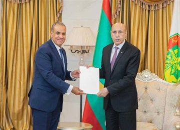 وزير الخارجية والهجرة يسلم رسالة خطية إلى الرئيس الموريتاني وزير الخارجية والهجرة يسلم رسالة خطية إلى الرئيس الموريتاني