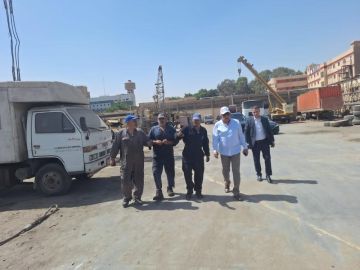 وزير الكهرباء يتفقد الورش ومخازن التشوين والتكهين التابعة لشركة القابضة وزير الكهرباء يتفقد الورش ومخازن التشوين والتكهين التابعة لشركة القابضة