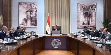 رئيس الوزراء يتابع جهود فض التشابكات المالية بين بنك الاستثمار وعدد من الجهات الحكومية