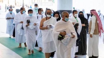 هل يجوز للمحرم إزالة شيء من الشعر أو الأظافر أثناء الإحرام؟ رأي الشرع