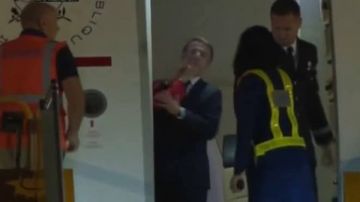 ارتباك في الإليزيه.. لماذا صفعت بريجيت زوجها الرئيس الفرنسي ماكرون أمام الكاميرات تفاصيل المشاجرة