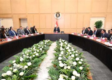  الوزير يشهد توقيع عقد تنفيذ أعمال البنية الأساسية لمشروع إعادة تأهيل ترام الرمل