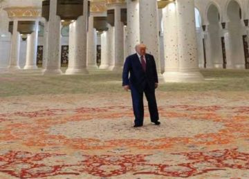 رسالة إلى عظيم أمريكا.. داعية سلفي شهير يدعو ترامب إلى الإسلام (فيديو) رسالة إلى عظيم أمريكا.. داعية سلفي شهير يدعو ترامب إلى الإسلام (فيديو)