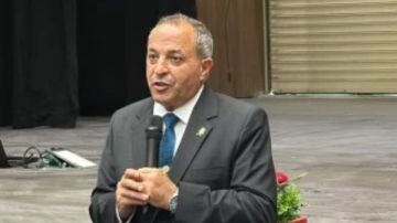 محافظ بورسعيد يغيب عن زيارة رئيس الوزراء لموانئ شرق وغرب الباسلة.. اعرف السبب محافظ بورسعيد يغيب عن زيارة رئيس الوزراء لموانئ شرق وغرب الباسلة.. اعرف السبب