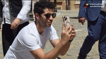 النجم العالمى مينا مسعود في زيارة وجولة بمدينة الإنتاج الإعلامي (صور)