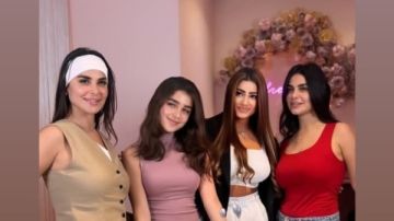 توانا الجوهري تحتفل مع عائلتها بعيد ميلادها