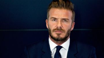 ديفيد بيكهام يشتري ناديا إنجليزيا ويطرد 17 لاعبا ديفيد بيكهام يشتري ناديا إنجليزيا ويطرد 17 لاعبا