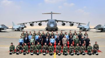 مهاجمة الأهداف المعادية ختام فعاليات التدريب الجوي المصري الصيني نسور الحضارة 2025 مهاجمة الأهداف المعادية ختام فعاليات التدريب الجوي المصري الصيني نسور الحضارة 2025