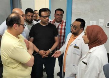  وفد وزارة الصحة يشيد بالخدمات الطبية في مستشفى جهينة بسوهاج