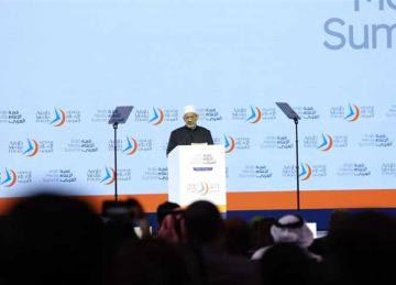 الطيب من الإعلام العربي بدبي: الاستهداف الممنهج للصحفيين بغزة يهدف لمنع الصورة الشاهدة لبشاعة العدوان الطيب من الإعلام العربي بدبي: الاستهداف الممنهج للصحفيين بغزة يهدف لمنع الصورة الشاهدة لبشاعة العدوان