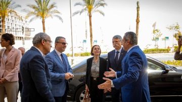 رئيس البرلمان المجري يزور العاصمة الإدارية الجديدة ويشيد بالنقلة العمرانية في مصر