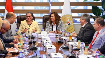 وزيرتا التنمية المحلية والبيئة تؤكدان أهمية ضمان الاستدامة المالية لمنظومة المخلفات