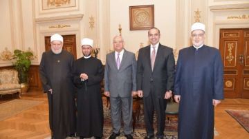 جبالي: الدولة المصرية مرجعية دينية راسخة تمثل الوسطية والاعتدال جبالي: الدولة المصرية مرجعية دينية راسخة تمثل الوسطية والاعتدال