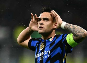 لاوتارو مارتينيز يقود تشكيل الإنتر ضد برشلونة في دوري أبطال أوروبا