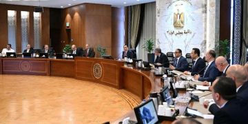 رئيس الوزراء يتابع موقف تطوير المنظومة الجمركية وإجراءات التسجيل المسبق للشحنات