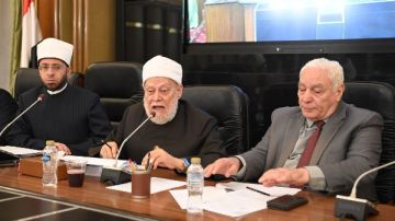 علي جمعة عن رفض الأزهر لمشروع قانون الفتوى: مجلس النواب سيد قراره علي جمعة عن رفض الأزهر لمشروع قانون الفتوى: مجلس النواب سيد قراره